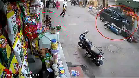 Full Speed Car crushed two girls in Indore