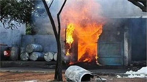  lightning strike on fireworks unit in Andhra