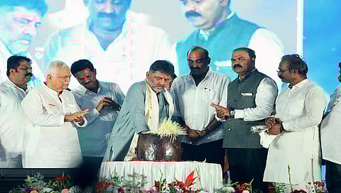 DK Shivakuamar participated Fishermen's Day