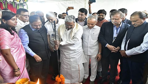 ತುಮಕೂರು ಕಾರ್ಯಕ್ರಮದಲ್ಲಿ ಸಿಎಂ ಸಿದ್ದರಾಮಯ್ಯ