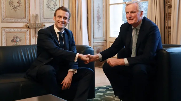 French govt collapses in no-confidence vote