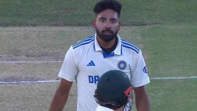 Mohammed Siraj-Travis Head