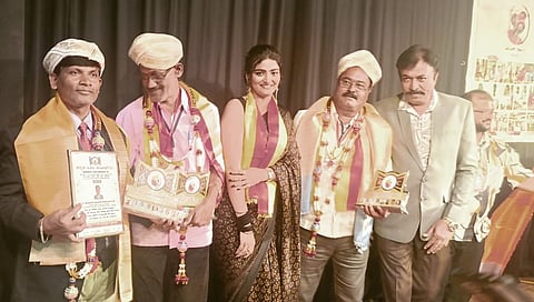 ಡಾ. ಬಿಆರ್ ರಂಗಣ್ಣವರಿಗೆ ಕನ್ನಡ ರಾಜ್ಯೋತ್ಸವ ಪ್ರಶಸ್ತಿ