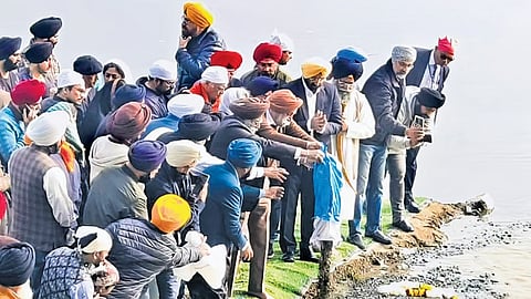 Former prime minister Dr Manmohan Singh’s ashes being immersed at the Asth Gha
