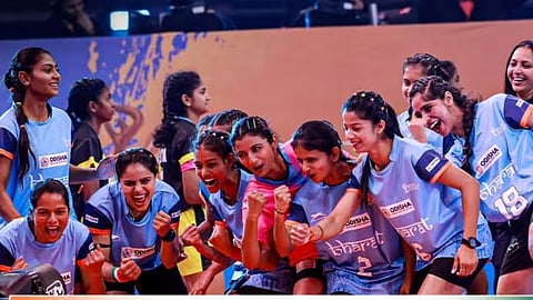 Kho-Kho World Cup 2025: ಭಾರತ ಮೈಲಿಗಲ್ಲು; ನೇಪಾಳವನ್ನು ಸೋಲಿಸಿ ಮೊದಲ ವಿಶ್ವ ಚಾಂಪಿಯನ್‌ಶಿಪ್ ಗೆದ್ದ ಮಹಿಳಾ ಪಡೆ!