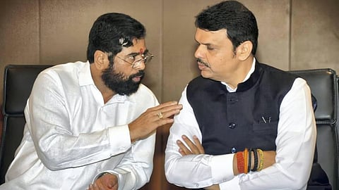 Eknath Shinde talks to Devendra Fadnavis