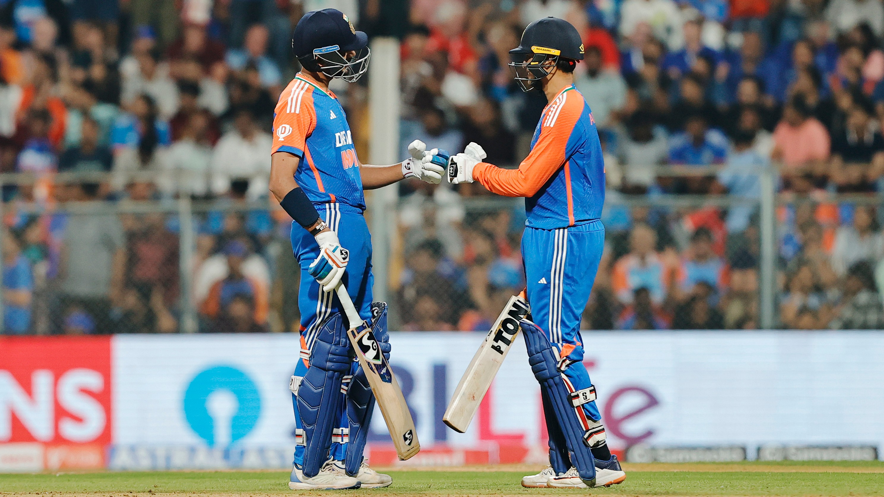 India sets Huge Target