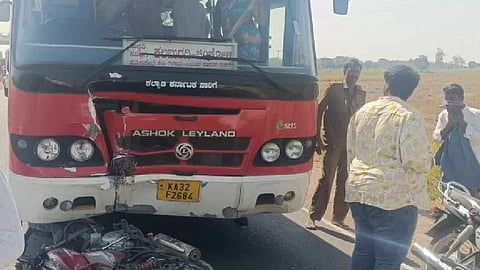 ಯಾದಗಿರಿ: ಬೈಕ್ ಗೆ ಸಾರಿಗೆ ಬಸ್ ಡಿಕ್ಕಿ; ಮೂವರು ಮಕ್ಕಳು ಸೇರಿ ಒಂದೇ ಕುಟುಂಬದ ಐವರ ದುರ್ಮರಣ, ಗ್ರಾಮದಲ್ಲಿ ಸ್ಮಶಾನ ಮೌನ!
