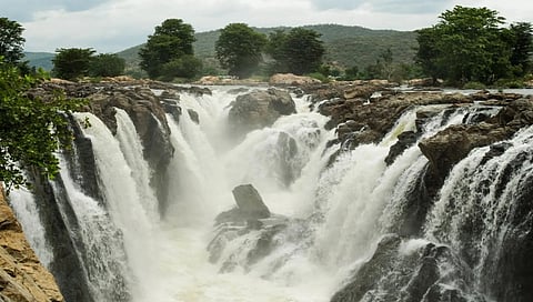 Hogenakkal Falls