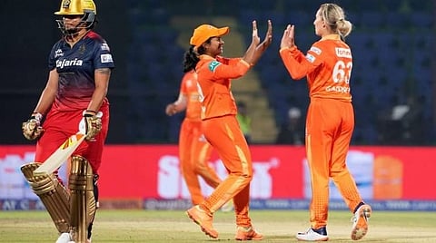 WPL 2025: RCBಗೆ ಹ್ಯಾಟ್ರಿಕ್ ಸೋಲು; ಸೆಮಿಸ್ ಪ್ರವೇಶಿಸಲು ಆರ್​ಸಿಬಿ ಮುಂದಿರುವ ಸವಾಲುಗಳೇನು?