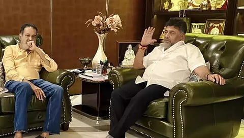 Mohandas Pai, DCM DK Shivakumar Meeting