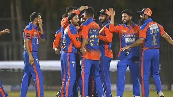PUNJAB DE SHER won by 8 wickets against CHENNAI RHINOS