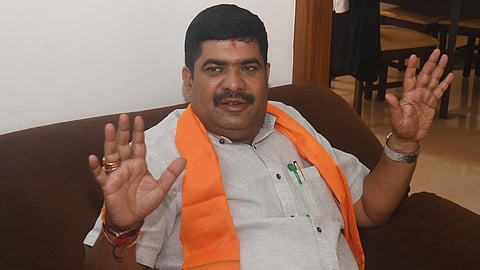 MLA Vedavyasa kamat