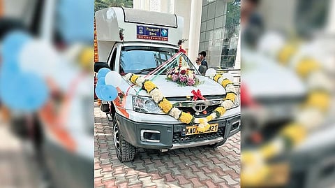 The van can handle a maximum of 40 applications per day