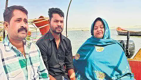 Prayagraj boatman’s family makes Rs 30 cr 