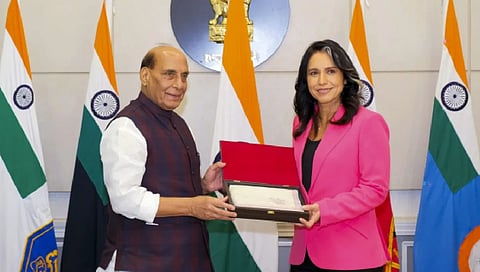 ತುಳಸಿ ಗಬ್ಬಾರ್ಡ್ ಭೇಟಿಯಾದ ರಾಜನಾಥ್ ಸಿಂಗ್