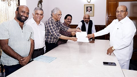 activists Submits memorandum to  petition to the Governor