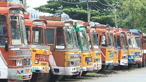 ಡೀಸೆಲ್​ ದರ ಏರಿಕೆ: ರಾಜ್ಯ ಸರ್ಕಾರದ ನಡೆ ಖಂಡಿಸಿ ಏಪ್ರಿಲ್ 14 ರಂದು ಲಾರಿ ಮಾಲೀಕರ ಮುಷ್ಕರ
