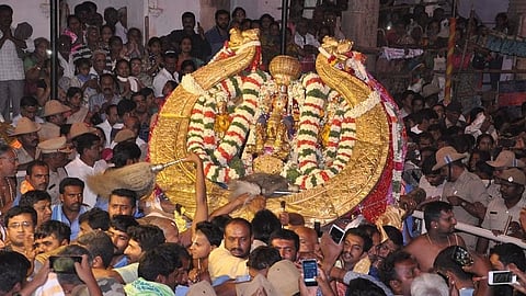 Vairamudi Utsava  Casual Images