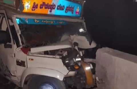 Pichup accident 