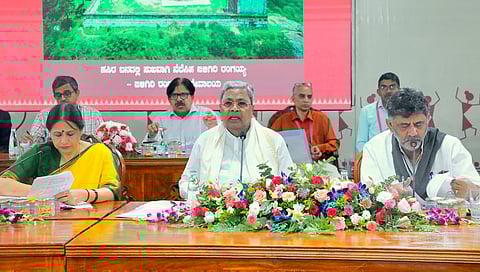 cabinet meeting
