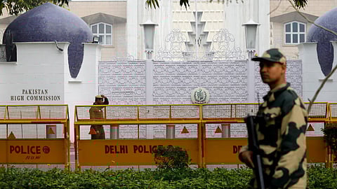 India expels Pakistan diplomats