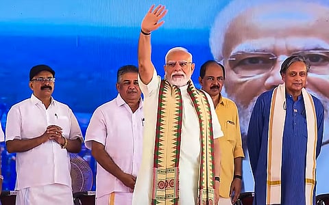 ವಿಳಿಂಜಂ ಅಂತರರಾಷ್ಟ್ರೀಯ ಬಂದರು ಉದ್ಘಾಟಿಸಿದ ಮೋದಿ