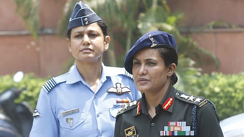 Sofiya Qureshi, Vyomika Singh 'X' ಖಾತೆಗಳು ನಕಲಿ: ಅದು ತಿಳಿಯದೆ ಪ್ರಮುಖರು ಸೇರಿದಂತೆ ಸಾವಿರಾರು ಮಂದಿ ಫಾಲೋ!