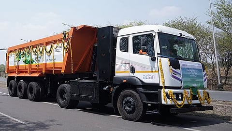 Adani ನಿರ್ಮಿತ ಭಾರತದ ಮೊದಲ ಹೈಡ್ರೋಜನ್ ಚಾಲಿತ ಟ್ರಕ್: ಗಣಿಗಾರಿಕೆ ಲಾಜಿಸ್ಟಿಕ್ಸ್‌ಗಾಗಿ ಛತ್ತೀಸ್‌ಗಢದಲ್ಲಿ ನಿಯೋಜನೆ; ಇದರ ತಾಕತ್ತೇನು?