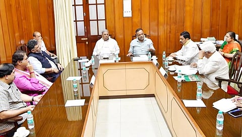 18 ಬಿಜೆಪಿ ಶಾಸಕರ ಅಮಾನತು ವಾಪಸ್‌: ಸ್ಪೀಕರ್ ಯುಟಿ ಖಾದರ್ ನೇತೃತ್ವದ ಸಭೆಯಲ್ಲಿ ಮಹತ್ವದ ನಿರ್ಧಾರ