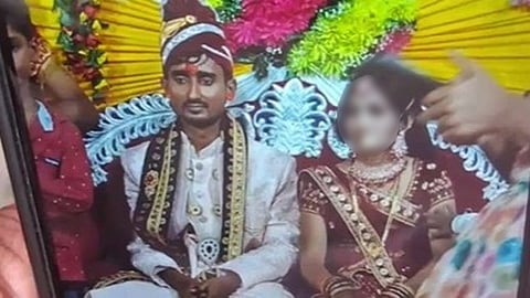 Groom kidnapped from mandap by dancers