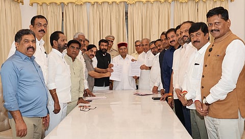 ರಾಜ್ಯಪಾಲರಿಗೆ ಕಾಂಗ್ರೆಸ್ ದೂರು