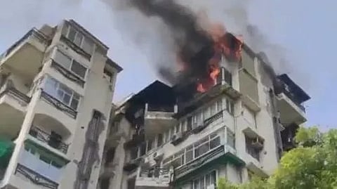Delhi apartment fire