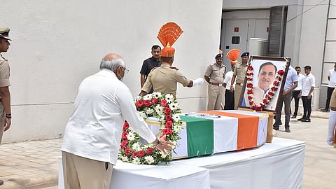 Gujarat Chief Minister Bhupendra Patel paid his last respects