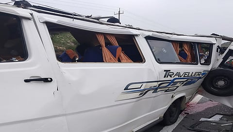  tempo traveler in Tirupati
