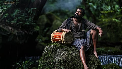 A still from Eltuu Muthaa