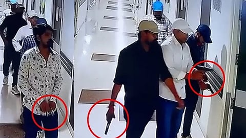 Armed men enter Patna hospital.