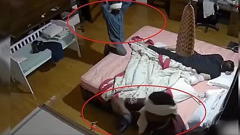 A video of the shocking theft has surfaced on social media