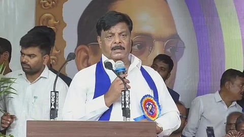 Dr. HC Mahadevappa Casual Images