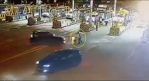 vehicle attempted to run over a toll worker twice In Meerut
