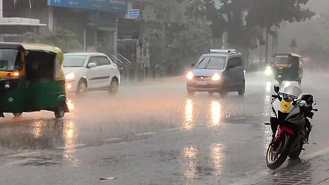 Many districts will receive heavy rainfall next 3 days