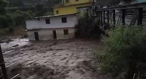 A cloudburst caused damage in the Nandanagar Ghat area of ​​Chamoli district on Wednesday night.