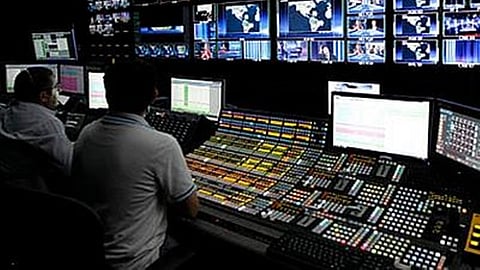 Government reacts over notice to Hindi news channels for excessive use of Urdu words 