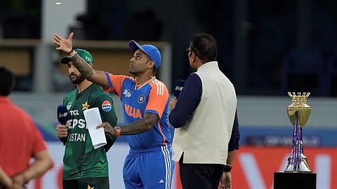 India won the Toss and Elected to bowl First Against Pakistan