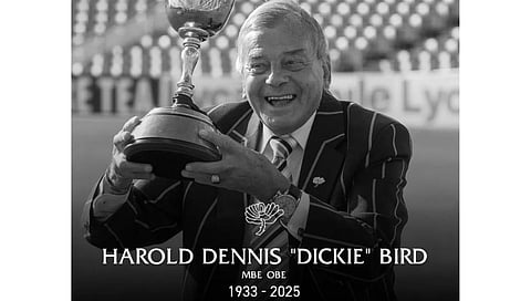 Cricket umpiring legend Dickie Bird dies aged 92