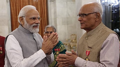 PM Narendra Modi with SL Bhyrappa