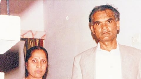 A younger SL Bhyrappa with his wife, Saraswathi, in this undated picture
