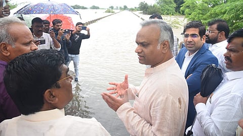 Minister Priyank Kharge visits flood-affected areas