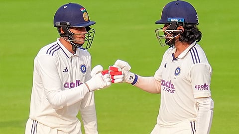 Day 1 Stumps, India trail by 41 runs
