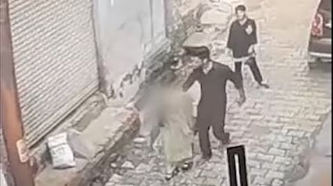 The girl confronted the accused for secretly filming her